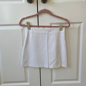 aritzia tatiana sunday best white skirt with slit - size 2